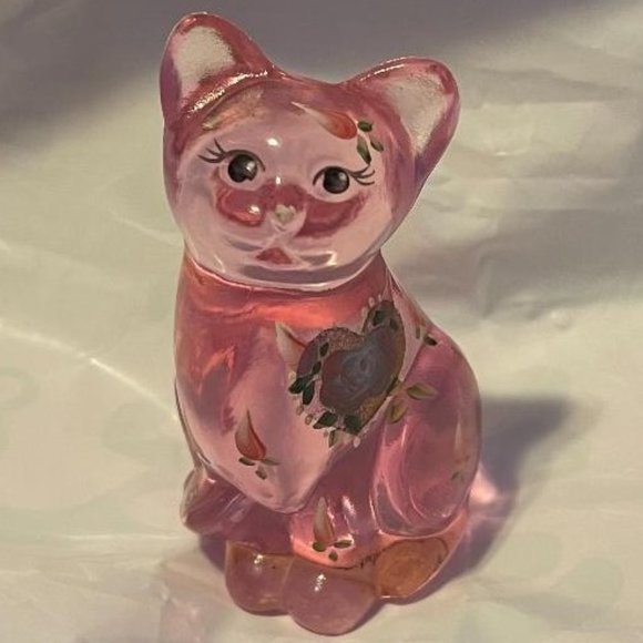 FENTON Other - GREAT GIFT FENTON PINK KITTY CAT ARTIST SIGNED & HAND PAINTED " SMILES FOR YOU "